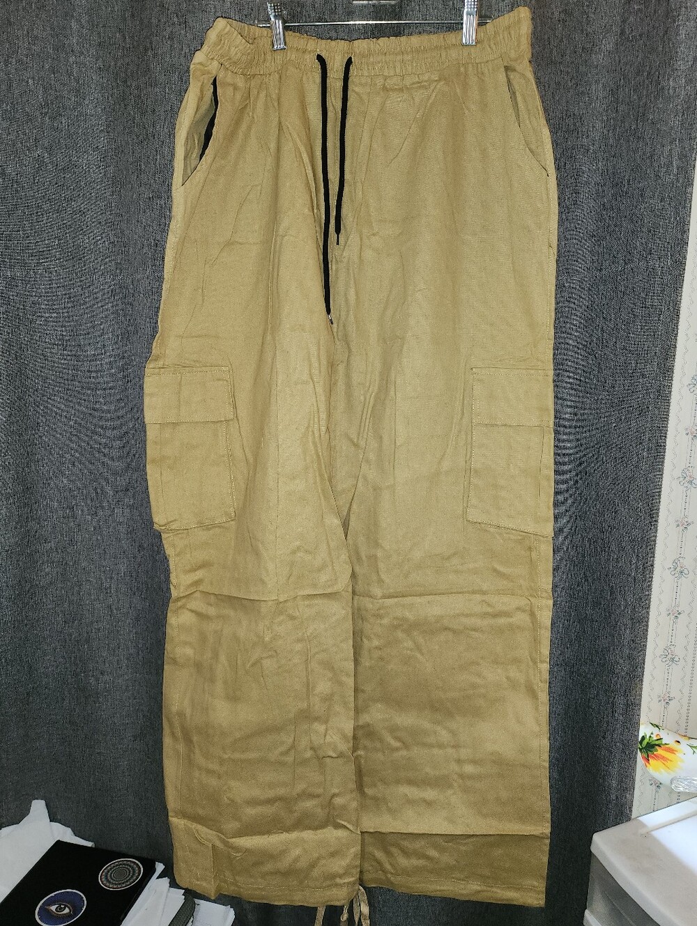 Men's Khaki Cargo Drawstring Pants